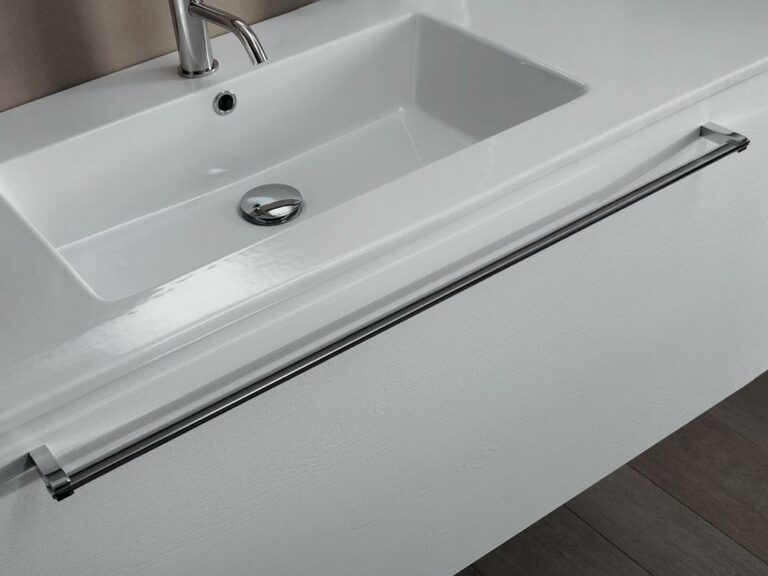 Front towel rail handle Tailormade Stocco